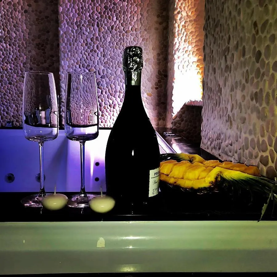 SuiteFrattini Private Spa Roma 0*,