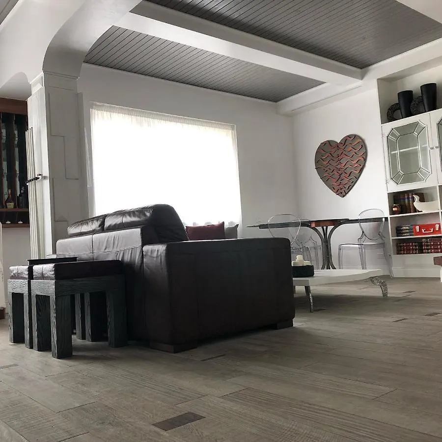SuiteFrattini Private Spa Roma Italia